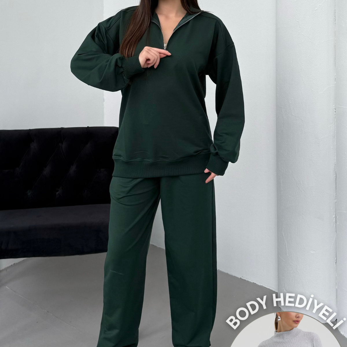 Kadın Yarım Fermuarlı Sweatshırt Ve Paçası Lastikli Kahverengi Eşofman Takımı